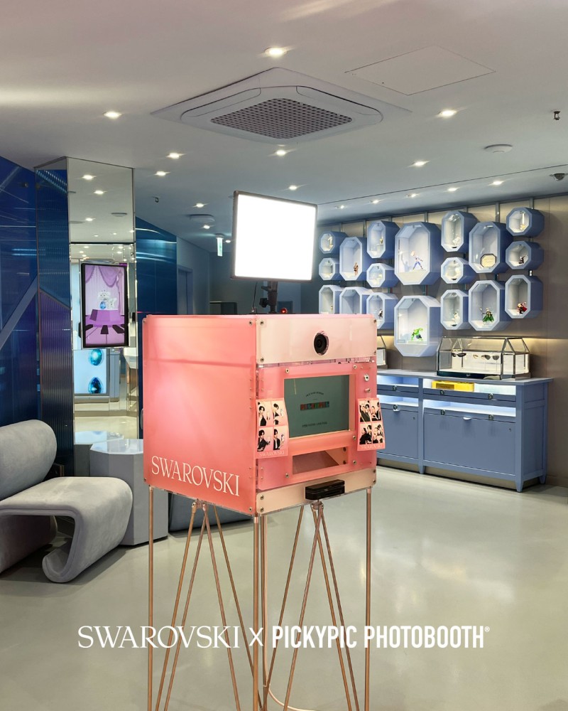 SWAROVSKI x PICKYPIC 포토부스 렌탈 이미지 1