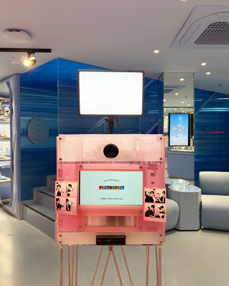 SWAROVSKI x PICKYPIC 포토부스 렌탈 이미지 2