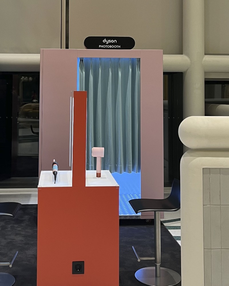 DYSON x PICKYPIC 포토부스 렌탈 이미지 3