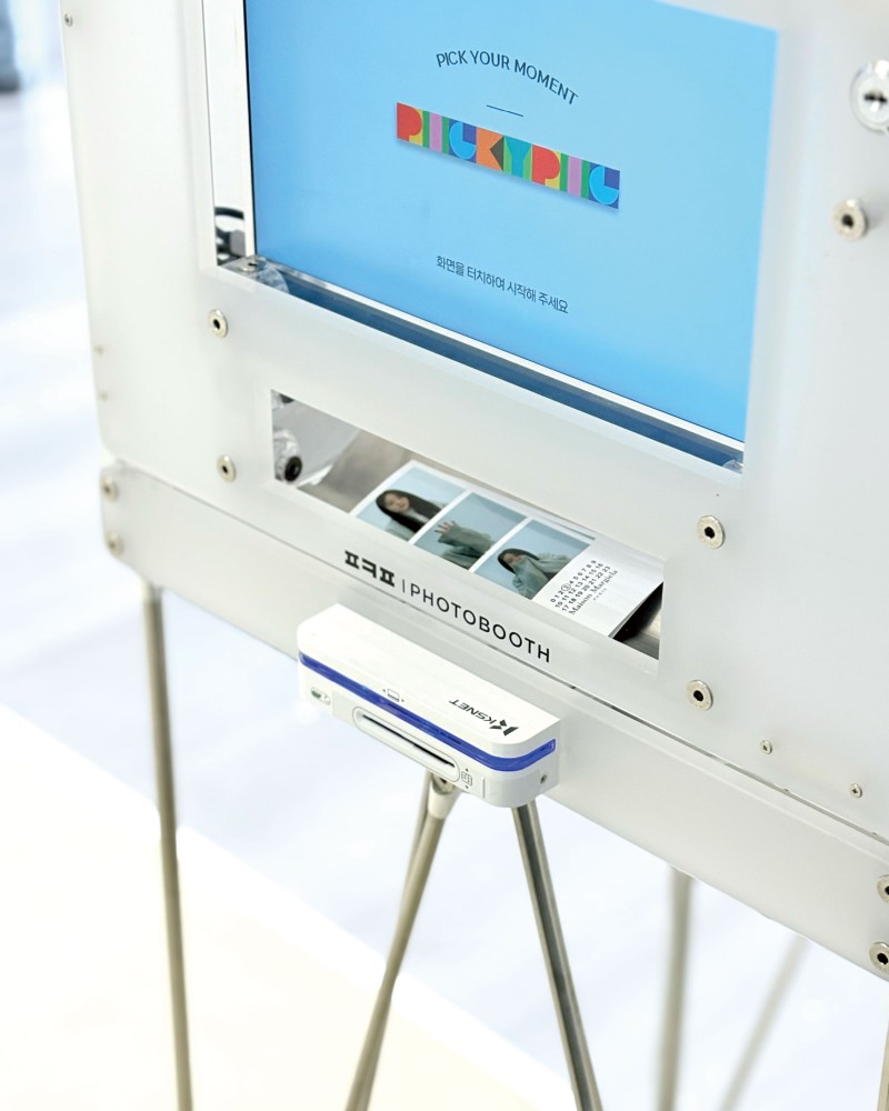 MAISON MARGIELA x PICKYPIC 포토부스 렌탈 이미지 2